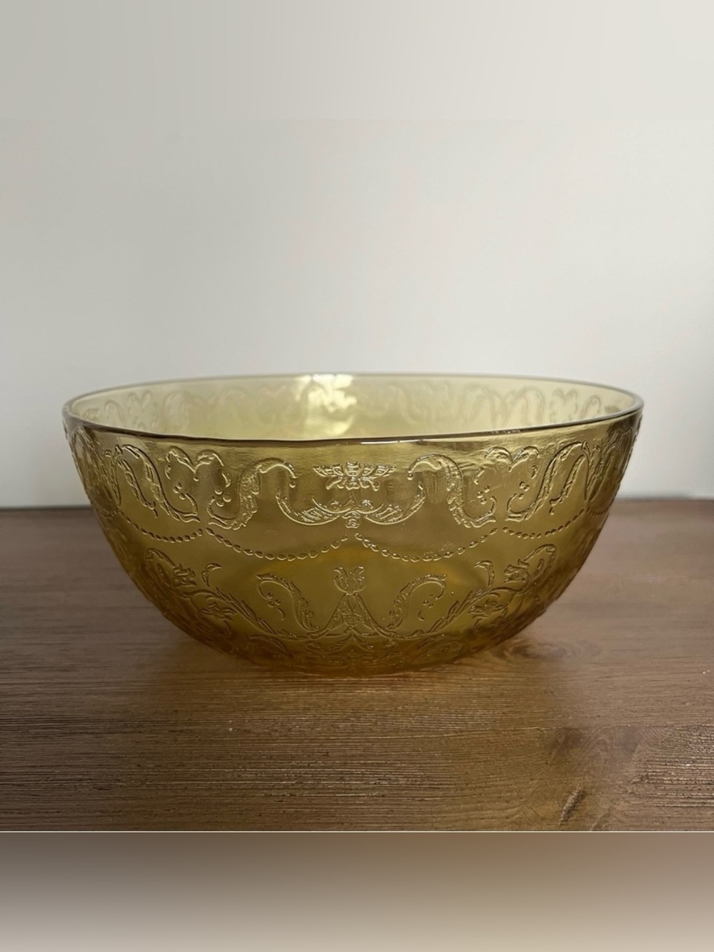 FEDERAL GLASS Madrid Amber Vintage 9” Glass Salad Bowl